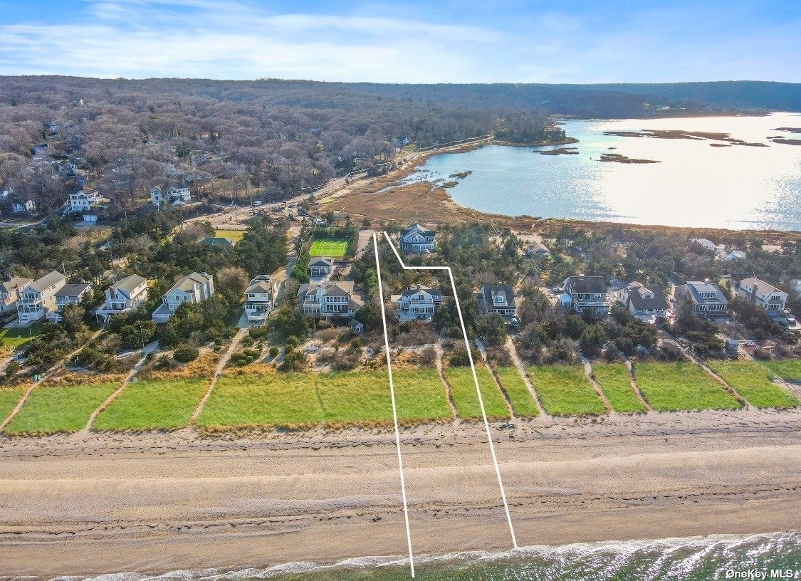 Single Family Harbor Beach  Suffolk, NY 11766, MLS-3519151-2