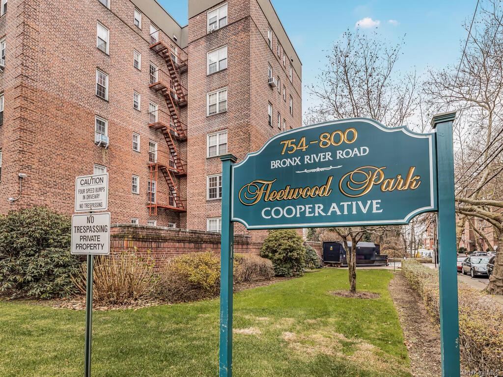 Coop Bronx River  Westchester, NY 10708, MLS-H6281163-2