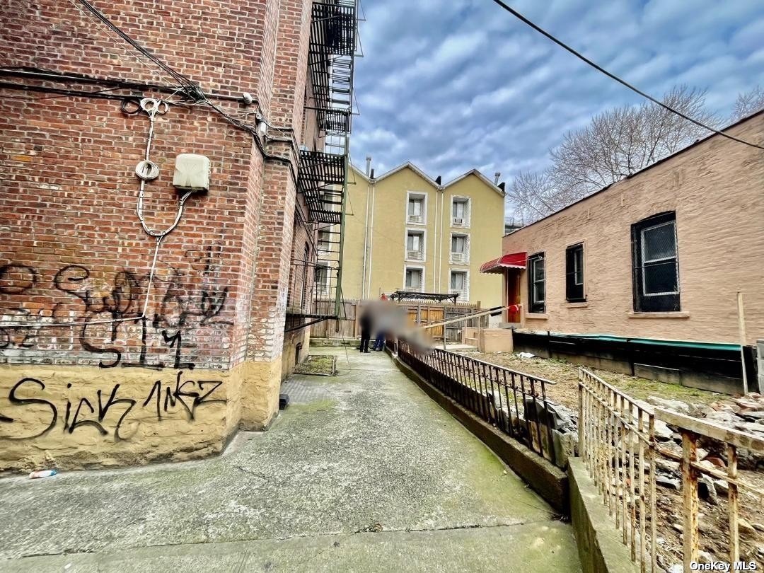 Commercial Sale 179th  Bronx, NY 10457, MLS-3460200-2