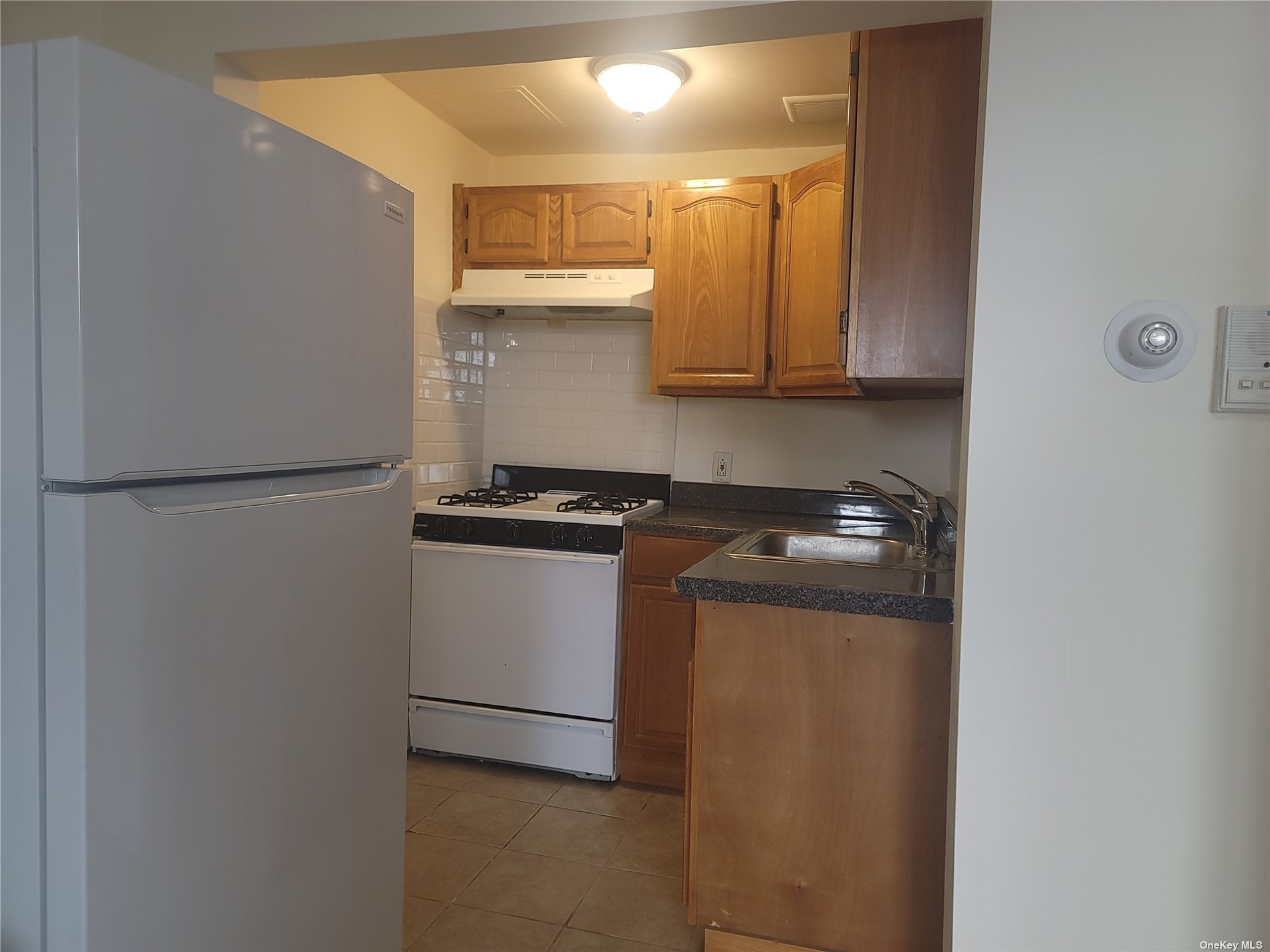 Apartment 102nd  Queens, NY 11694, MLS-3517244-2