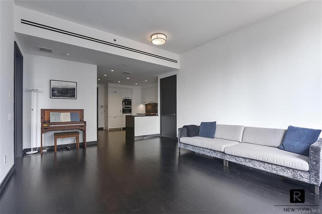 Condo W 57th  Manhattan, NY 10019, MLS-H6219405-2