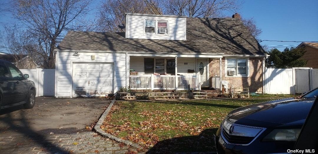 Two Family 45th  Suffolk, NY 11757, MLS-3518421-2