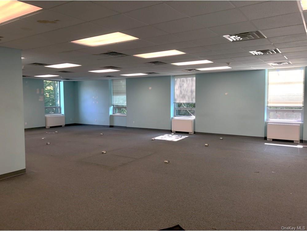 Commercial Lease Boston Post  Westchester, NY 10538, MLS-H6162444-2