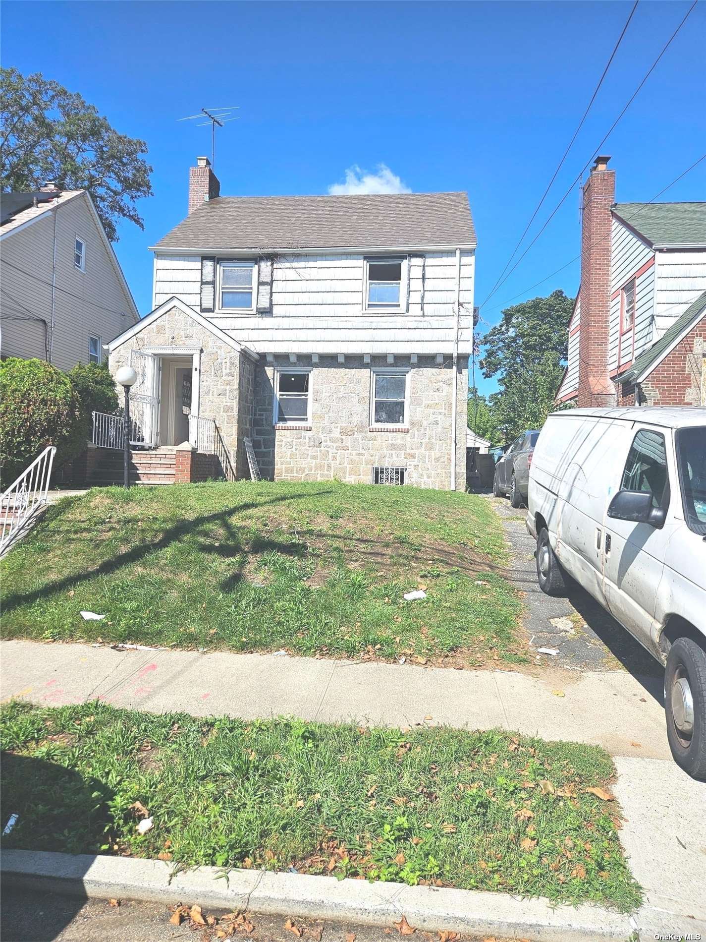 Single Family 227th  Queens, NY 11413, MLS-3514445-2