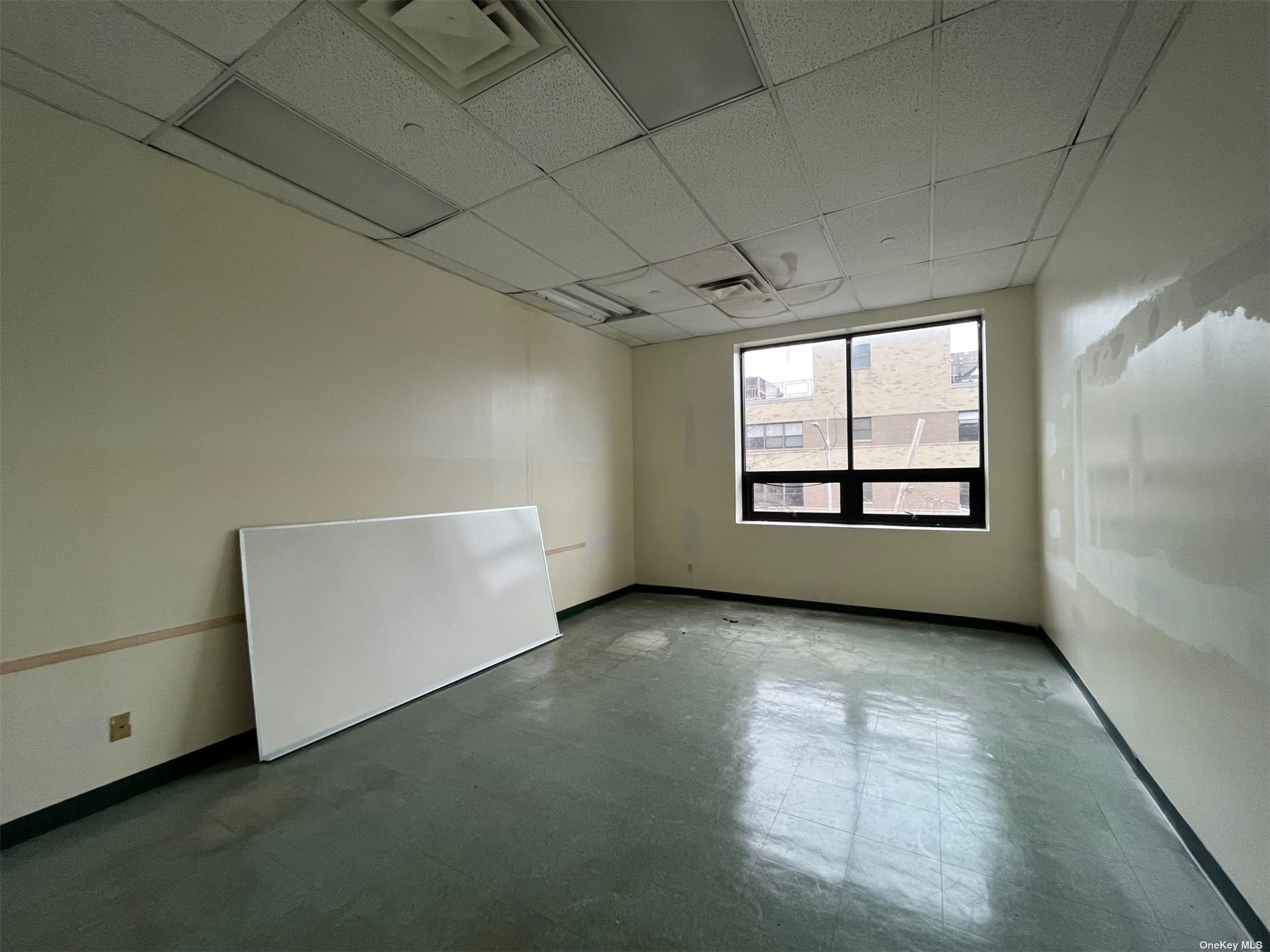 Commercial Lease Kissena  Queens, NY 11367, MLS-3479448-2