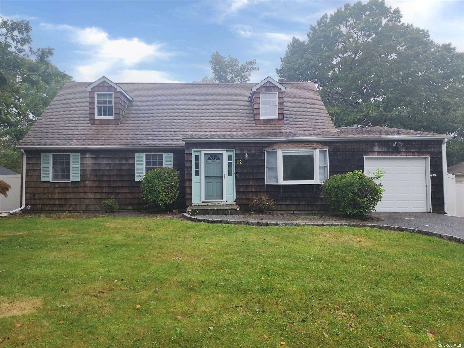 Single Family Upton  Suffolk, NY 11789, MLS-3508453-2