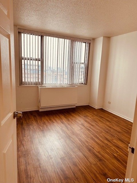 House Union St  Queens, NY 11355, MLS-3520457-2