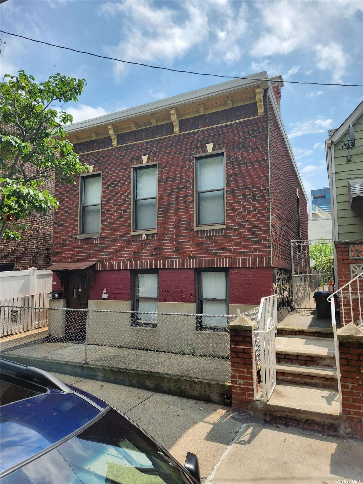 Commercial Sale 29th  Queens, NY 11105, MLS-3496484-2