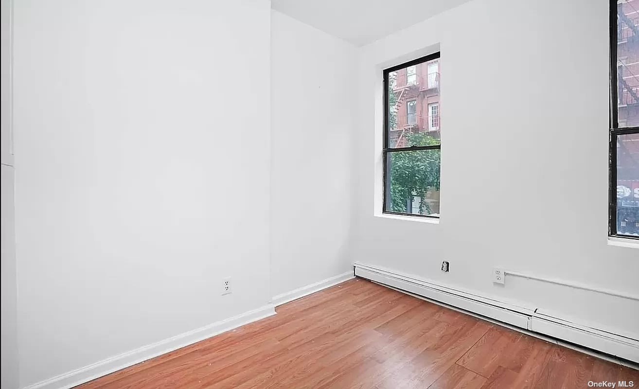 Apartment Avenue B  Manhattan, NY 10009, MLS-3520490-2
