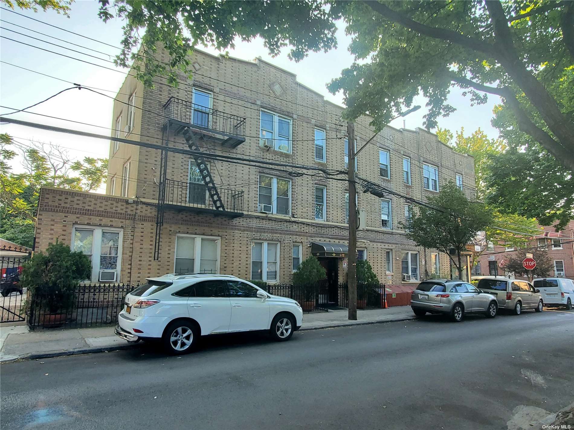 Commercial Sale Dumont  Brooklyn, NY 11208, MLS-3482493-2