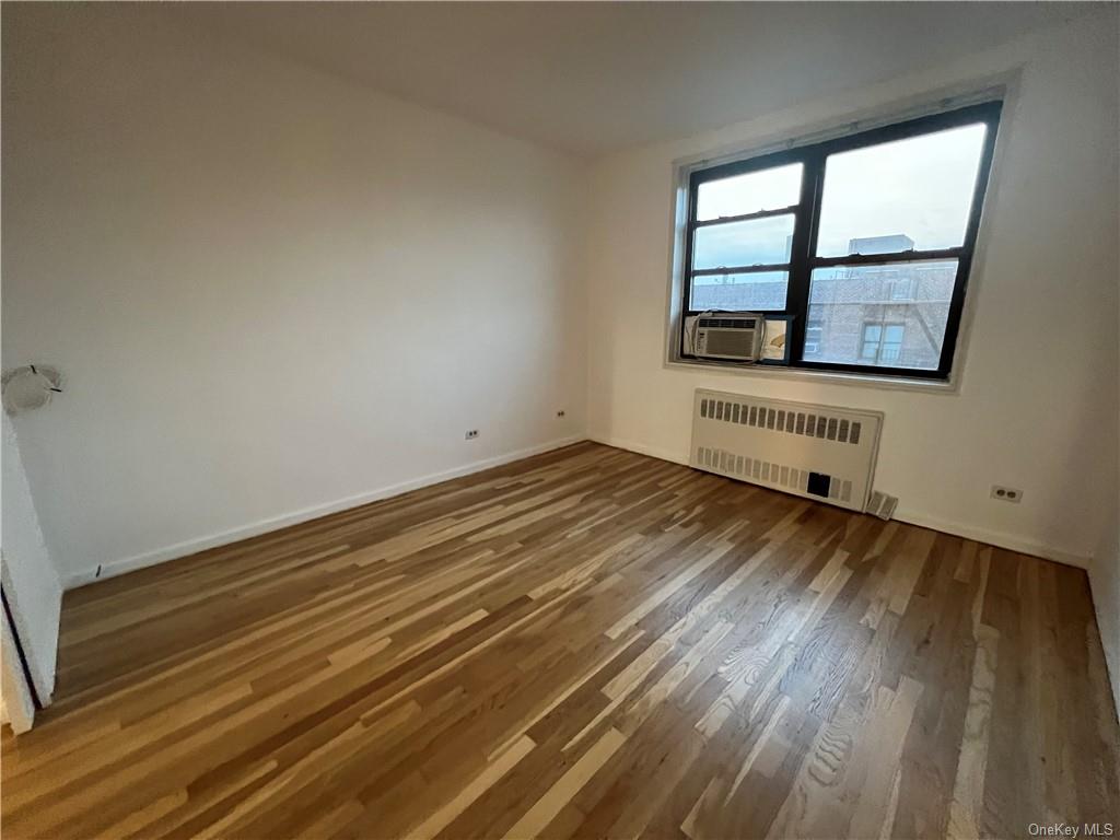 Apartment Bailey  Bronx, NY 10463, MLS-H6250498-2