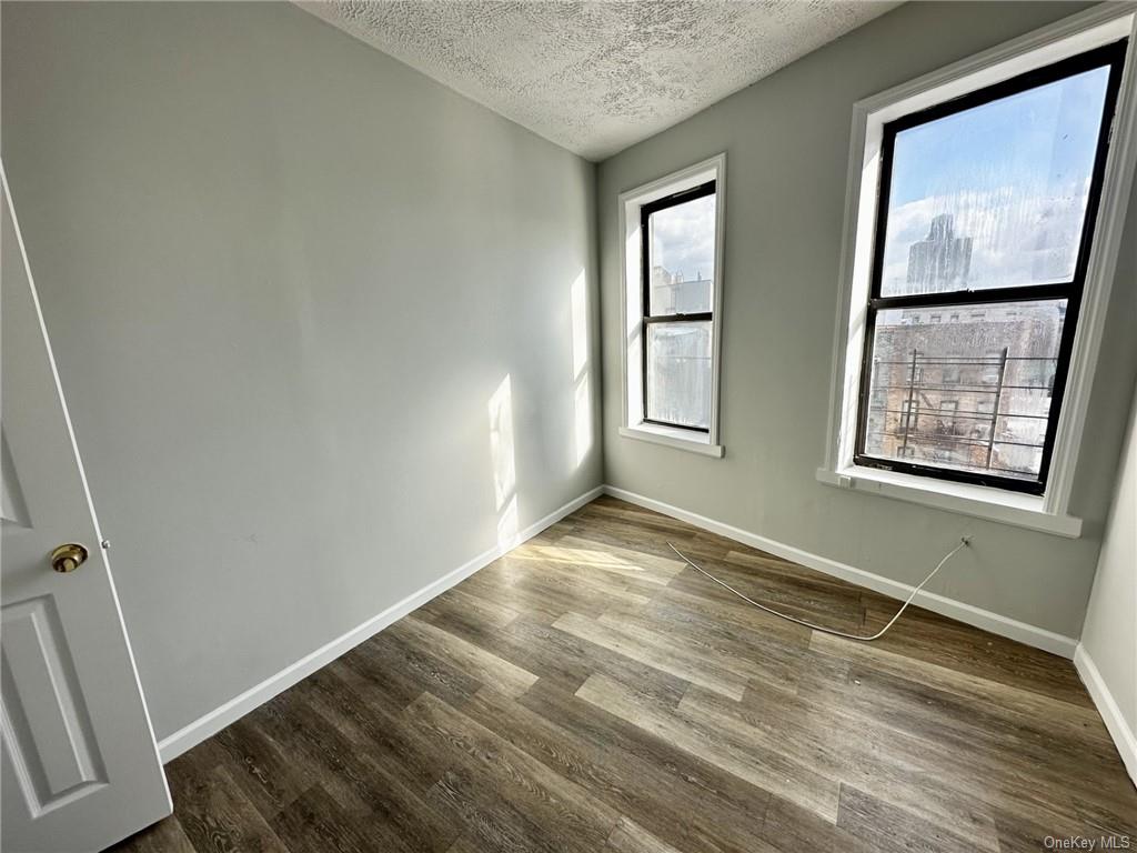 Apartment Cambreleng  Bronx, NY 10458, MLS-H6279504-2