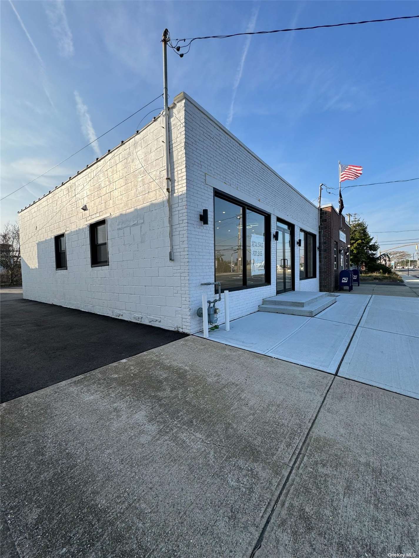 Commercial Sale Park  Nassau, NY 11509, MLS-3520527-2