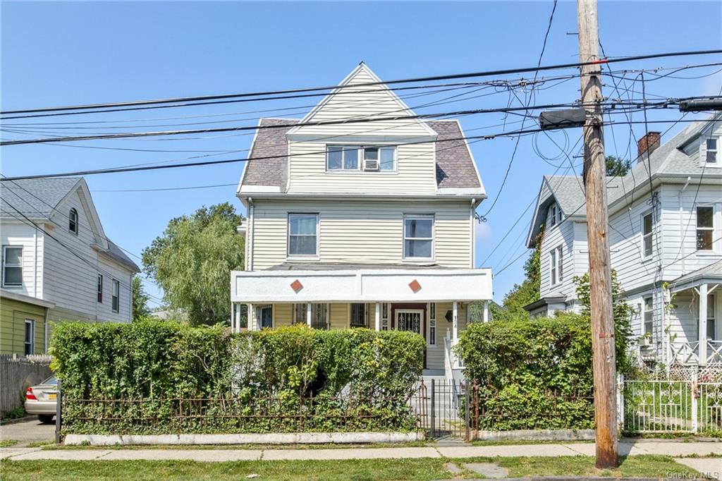 Single Family 9th  Westchester, NY 10550, MLS-H6256557-2
