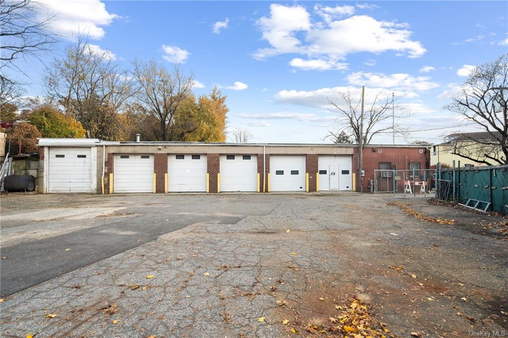 Commercial Sale Runyon  Westchester, NY 10710, MLS-H6278585-2