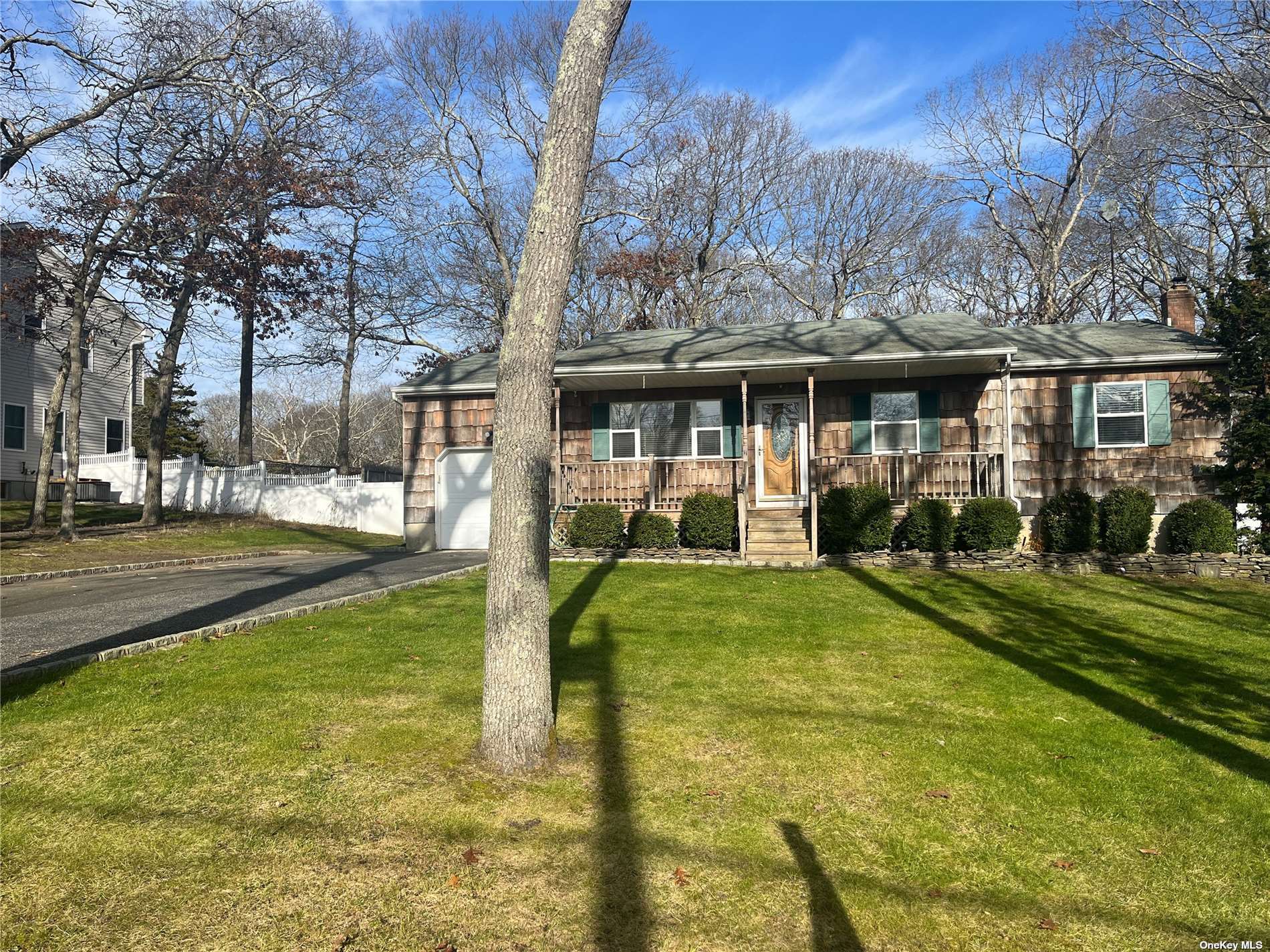 Single Family Carlile  Suffolk, NY 11934, MLS-3509639-2