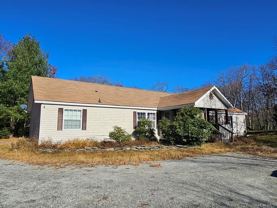 Single Family Big Pond  Orange, NY 12746, MLS-H6278694-2