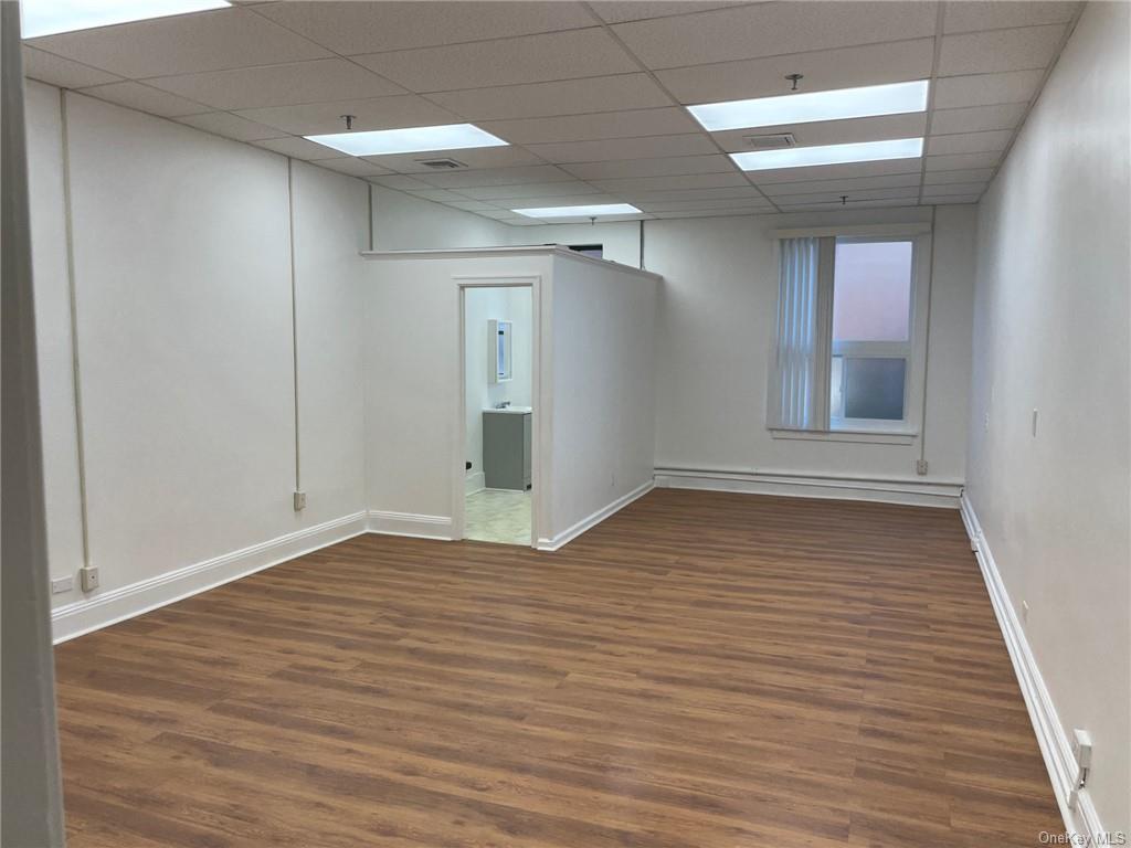 Commercial Lease Main  Westchester, NY 10573, MLS-H6249702-2