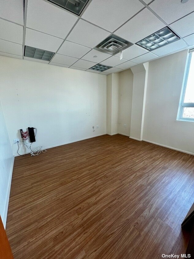 Commercial Lease 25th  Queens, NY 11103, MLS-3472703-2