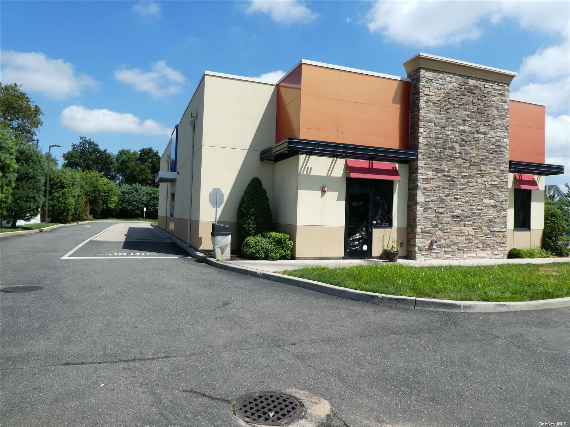 Commercial Lease Jericho  Suffolk, NY 11743, MLS-3497713-2