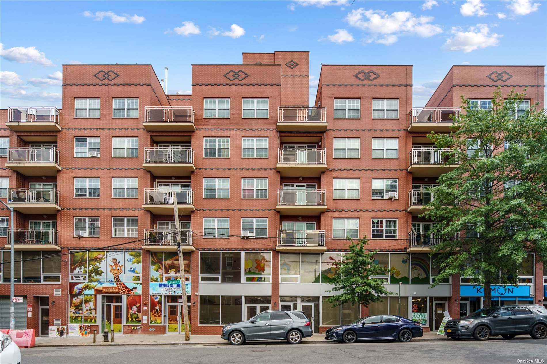 Condo Leavitt  Queens, NY 11355, MLS-3503754-2