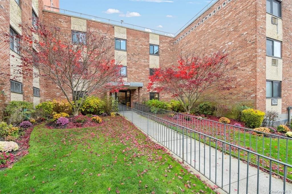 Condo Dehaven  Westchester, NY 10703, MLS-H6278809-2