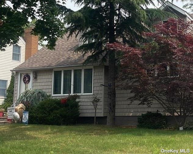 Single Family Slabey  Nassau, NY 11580, MLS-3488817-2