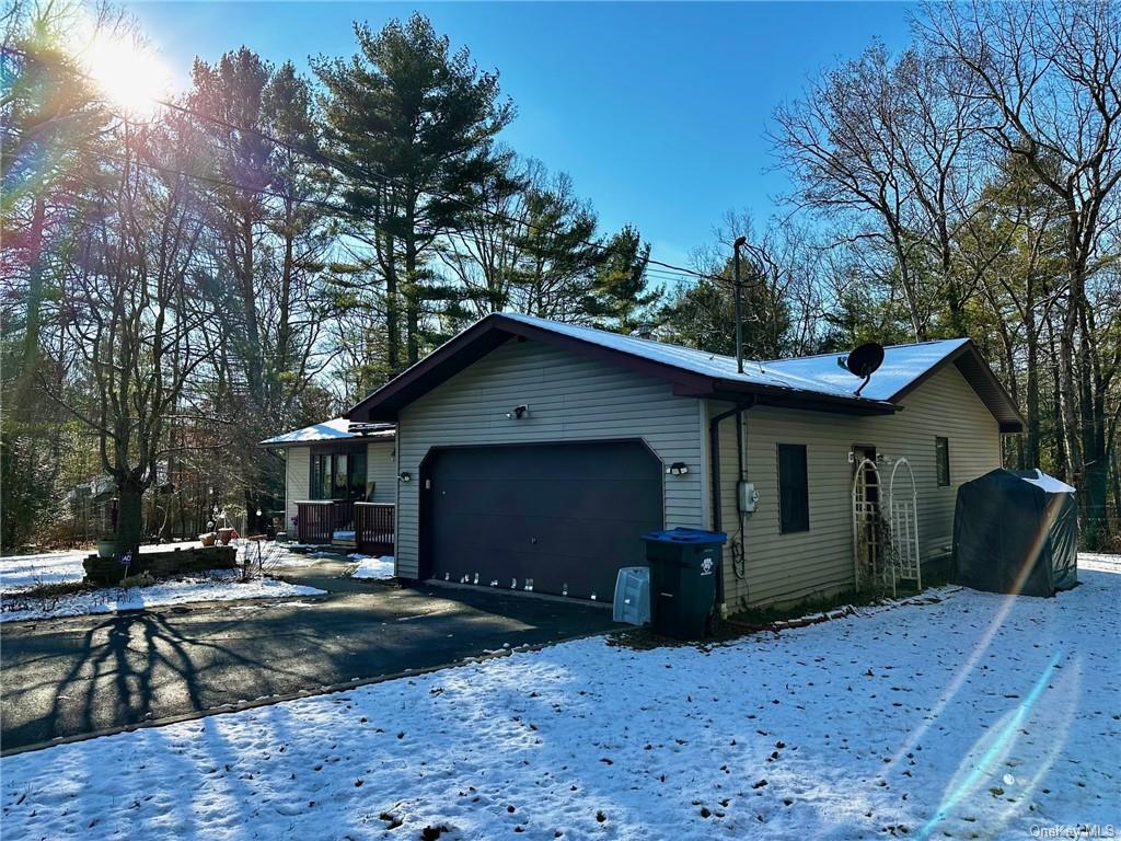 Single Family Old Forestburg  Orange, NY 12780, MLS-H6280831-2