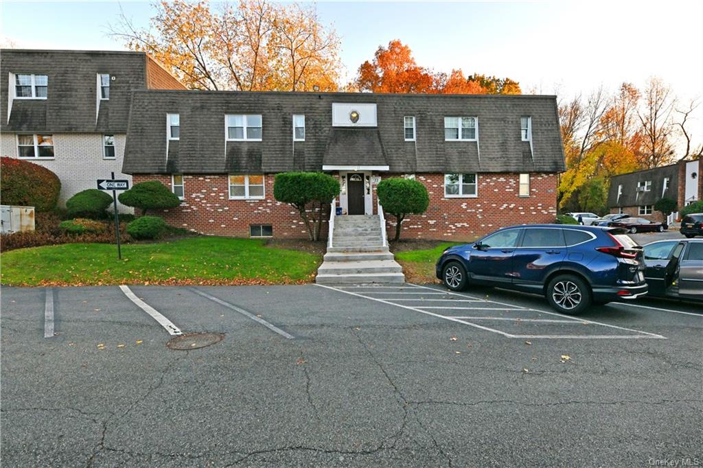 Condo Crescent  Rockland, NY 10984, MLS-H6278867-2