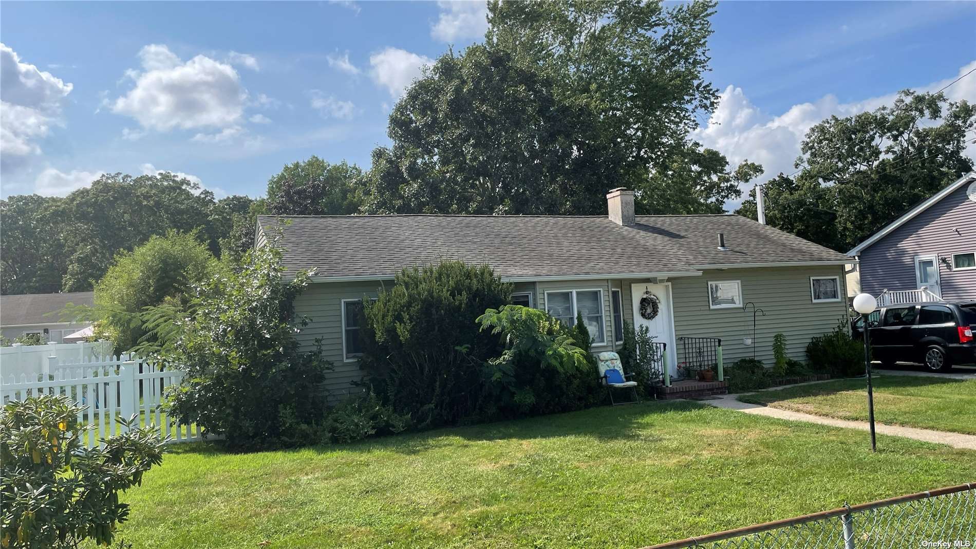 Single Family Sylvan  Suffolk, NY 11901, MLS-3505935-2