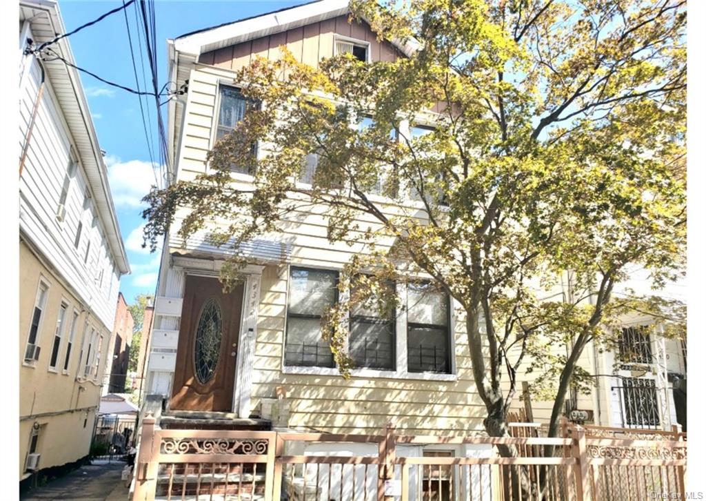 Single Family Edson  Bronx, NY 10466, MLS-H6260936-2