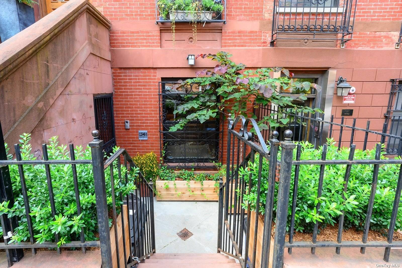 Condo 123rd  Manhattan, NY 10027, MLS-3490941-2