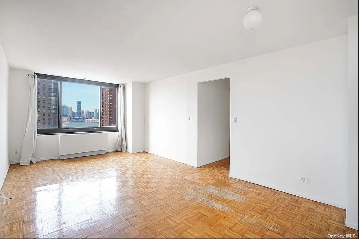 Apartment Rector Place  Manhattan, NY 10280, MLS-3505945-2