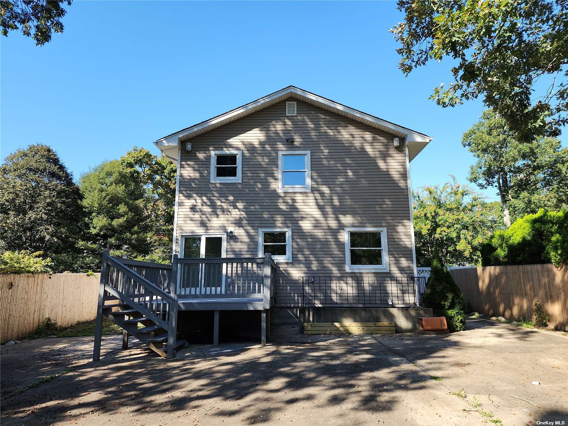 Single Family Woodlawn  Suffolk, NY 11784, MLS-3509130-20