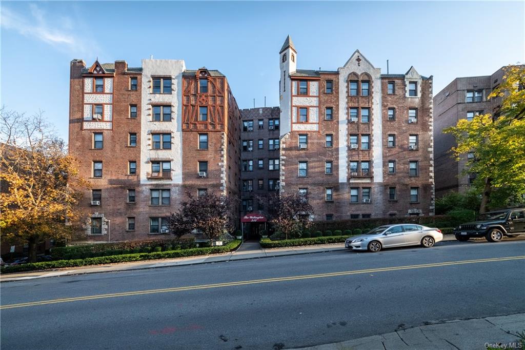 Condo Main  Westchester, NY 10601, MLS-H6278279-20