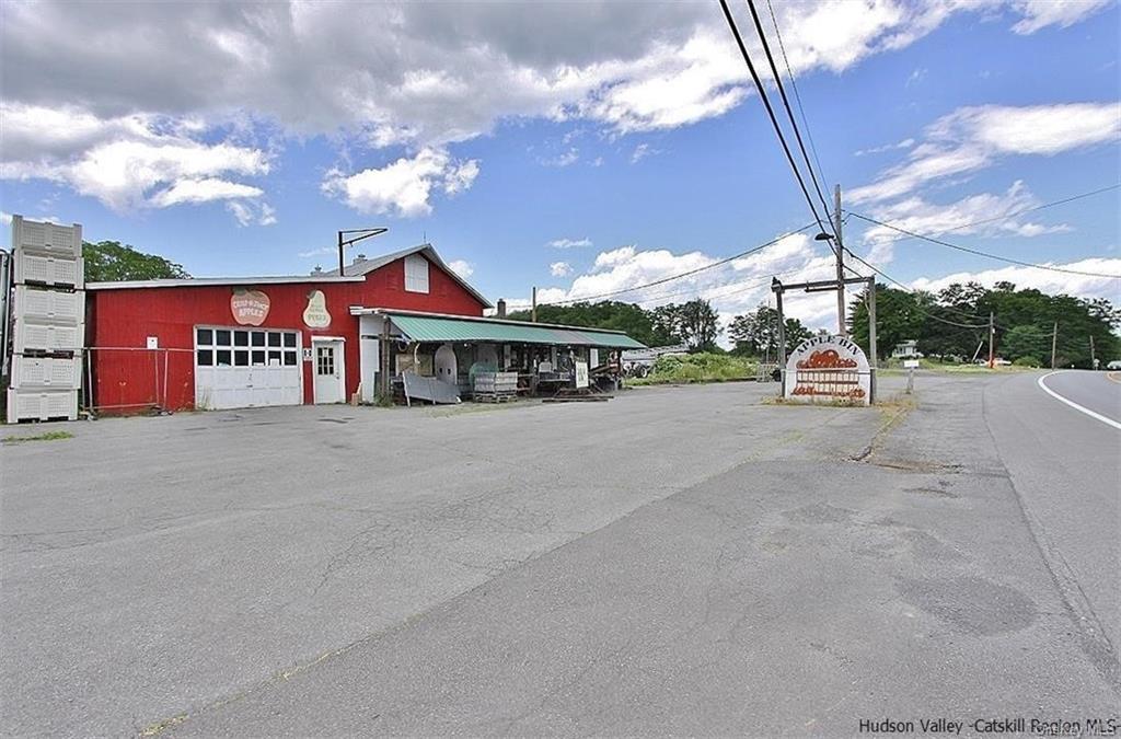 Commercial Sale Broadway  Ulster, NY 12487, MLS-H6273286-20