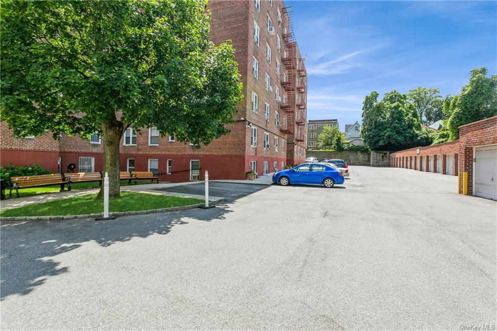 Coop Bronx River  Westchester, NY 10704, MLS-H6261793-20
