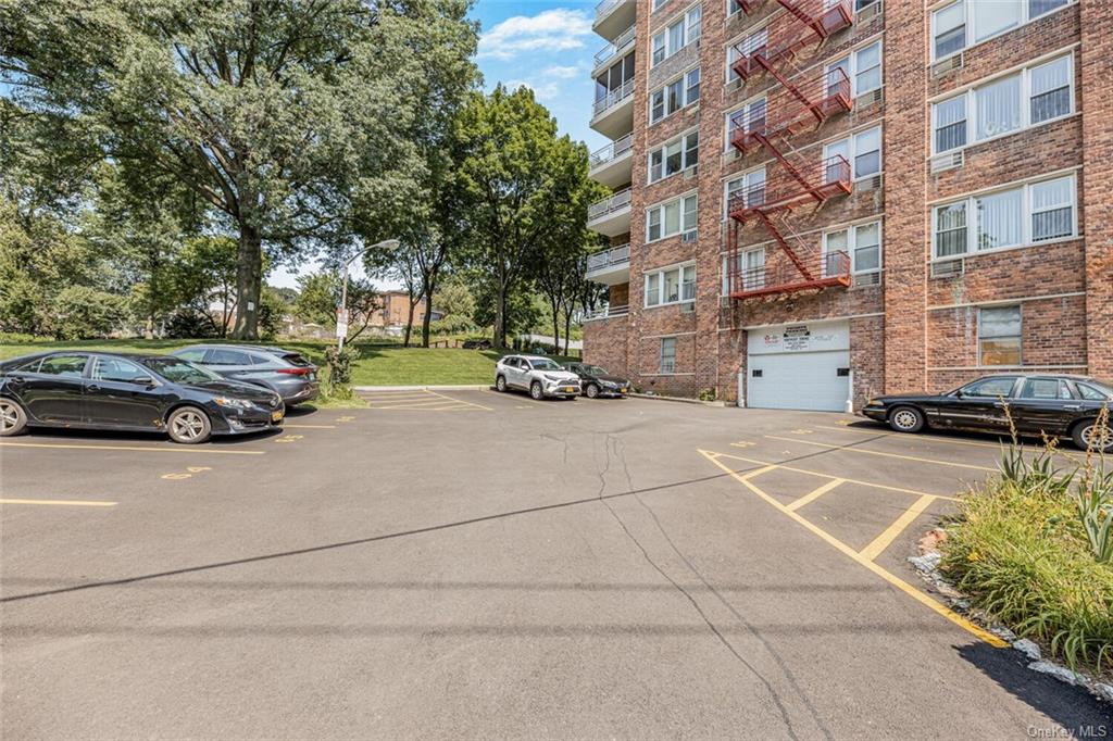 Coop Bronx River  Westchester, NY 10704, MLS-H6264802-20