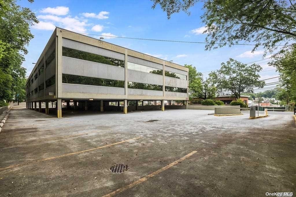 Commercial Lease East Shore  Nassau, NY 11023, MLS-3483403-21