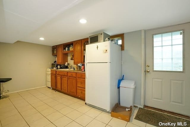 Single Family Viking  Suffolk, NY 11767, MLS-3485784-21