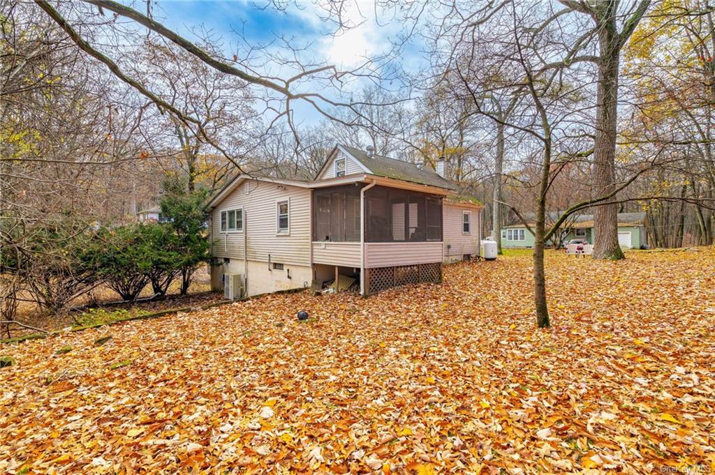 Single Family Forest Glen  Orange, NY 10950, MLS-H6278969-21