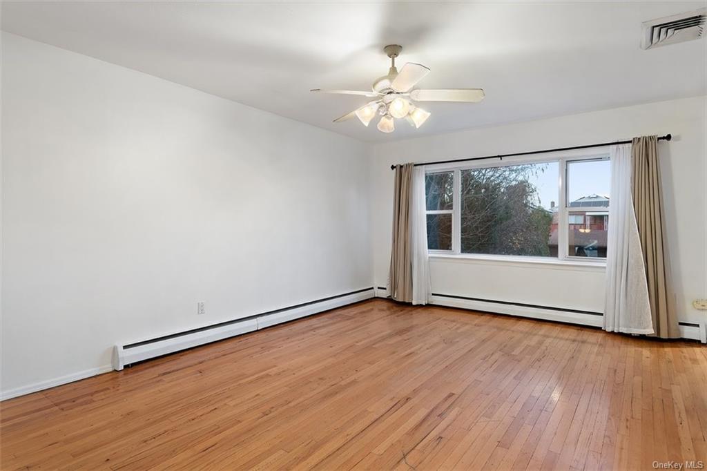 Single Family Polo  Bronx, NY 10465, MLS-H6279390-22