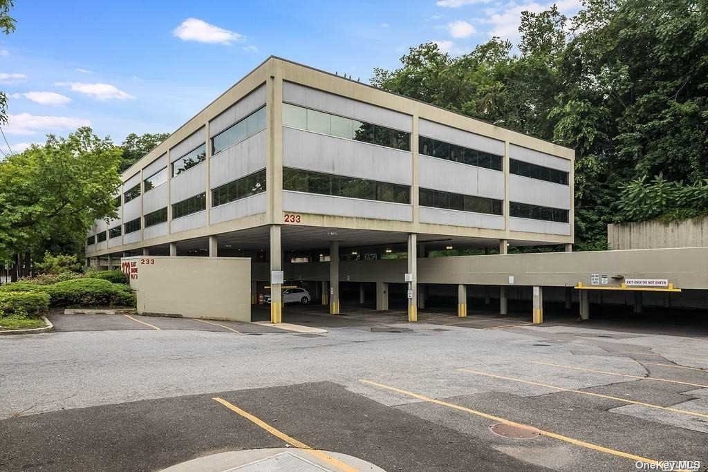 Commercial Lease East Shore  Nassau, NY 11023, MLS-3483403-23