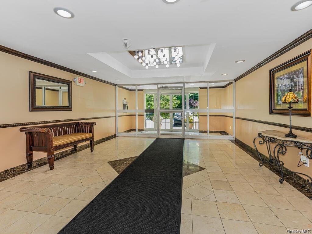 Coop Central Park  Westchester, NY 10710, MLS-H6246654-23