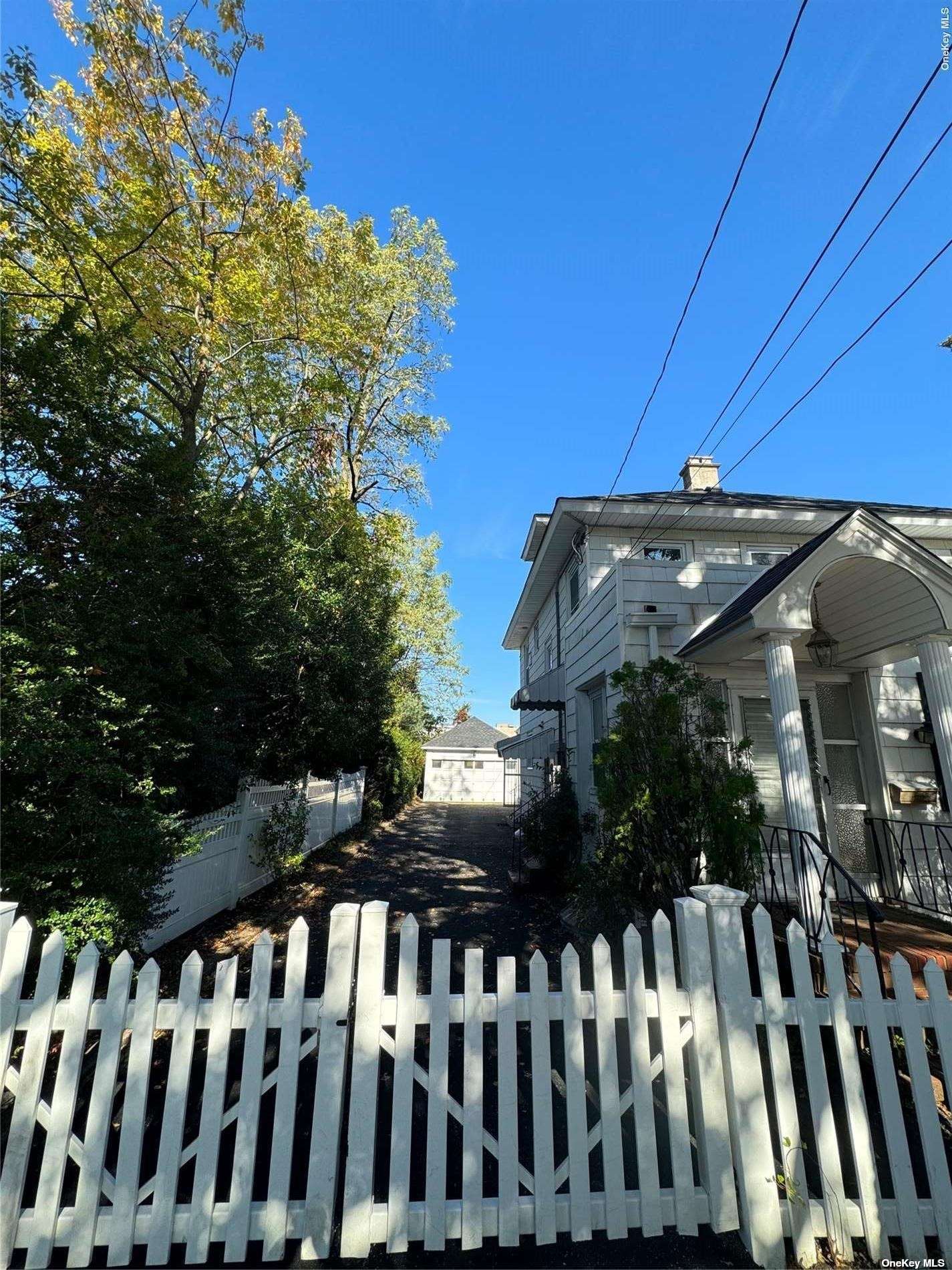 Single Family Chestnut  Nassau, NY 11548, MLS-3514288-24