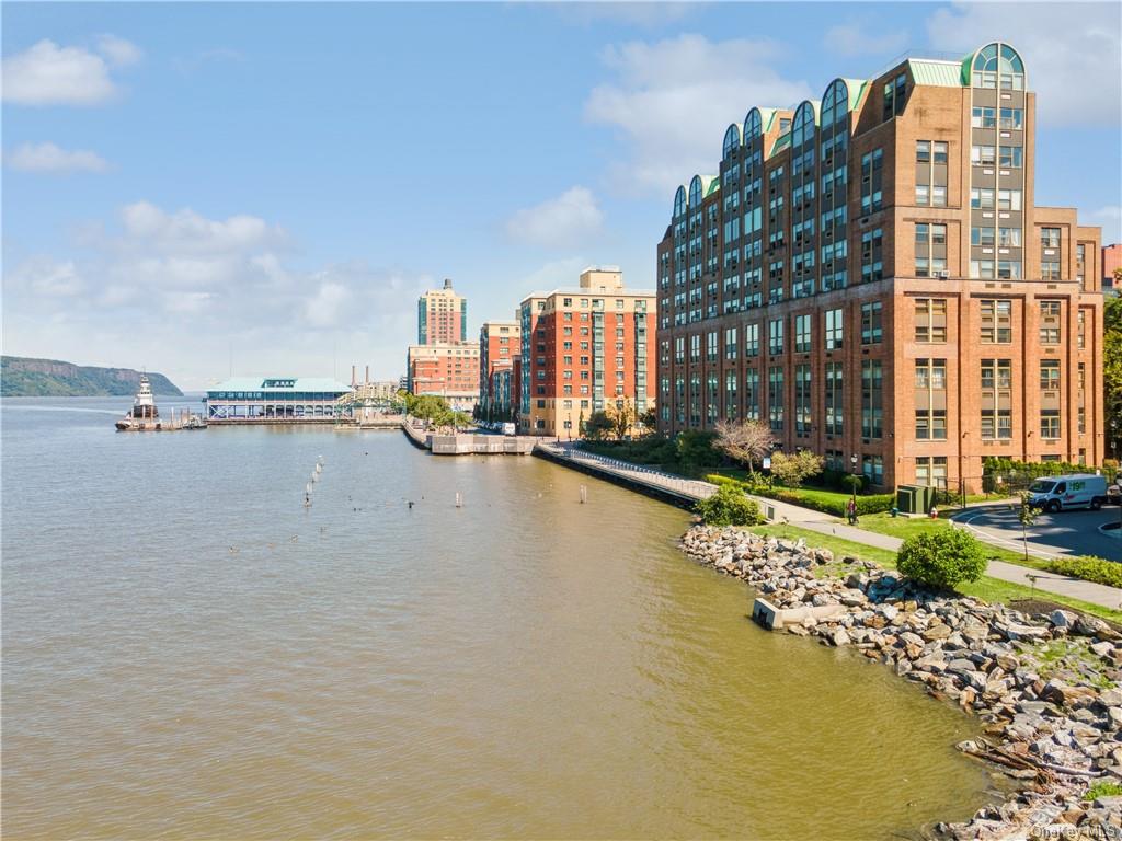 Condo Water Grant  Westchester, NY 10701, MLS-H6264495-24