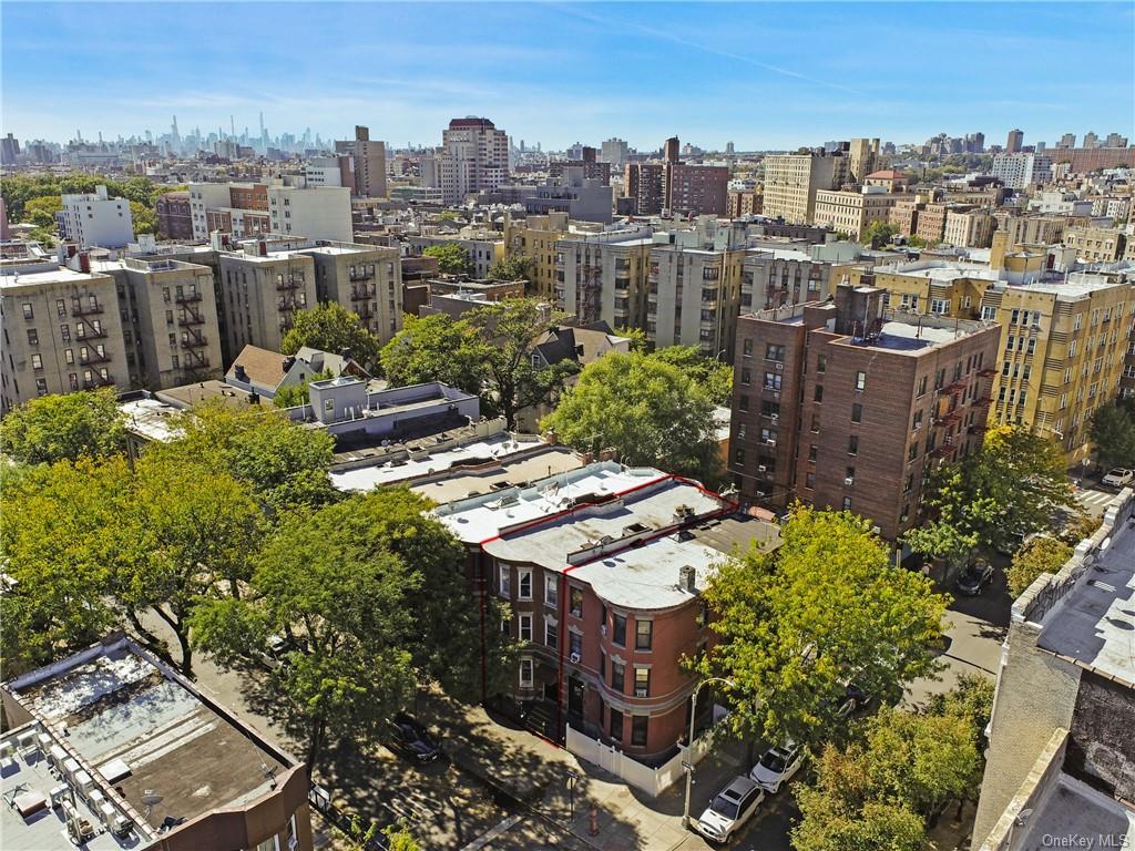 Single Family Topping  Bronx, NY 10457, MLS-H6273977-24