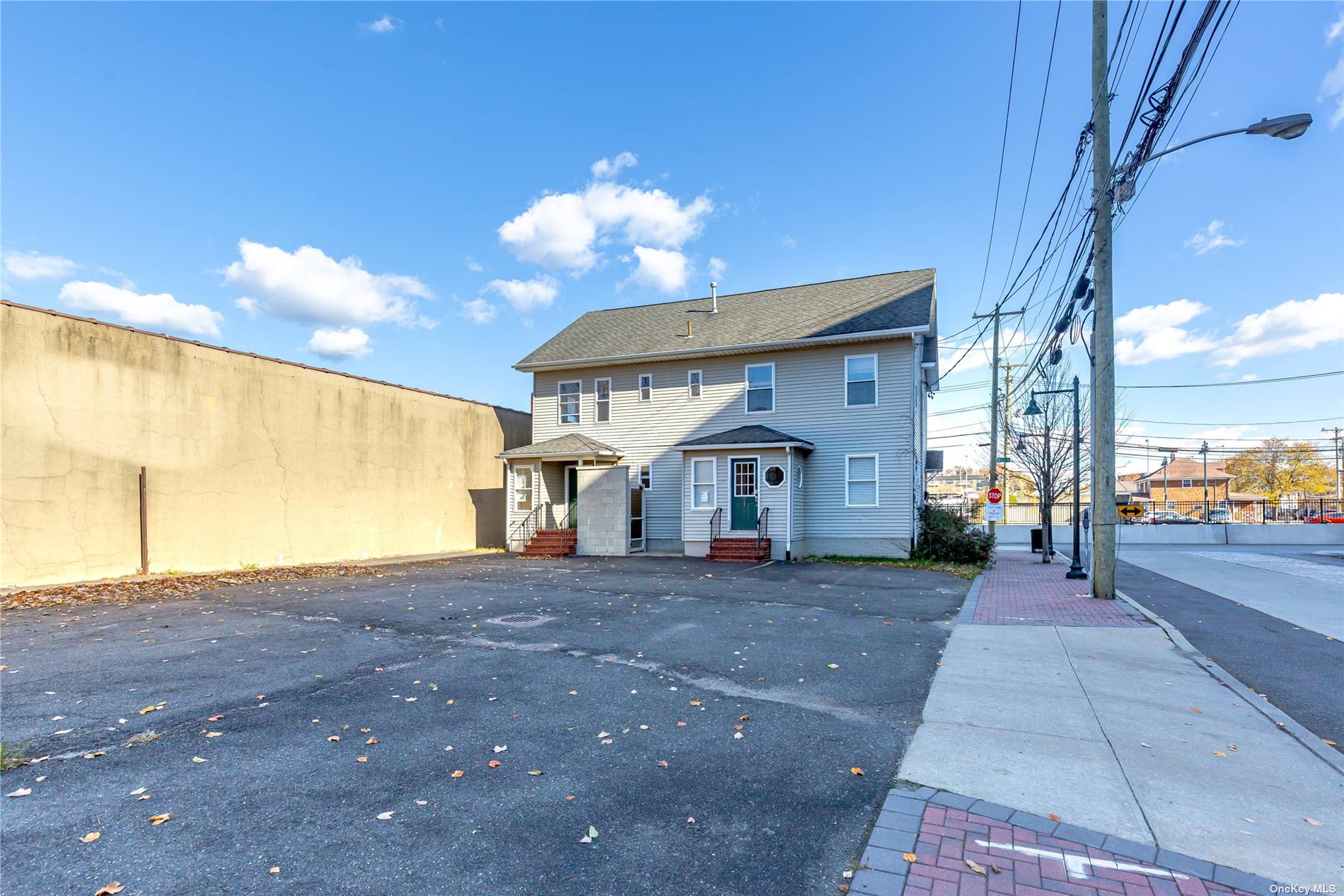 Commercial Lease Willis  Nassau, NY 11501, MLS-3516339-25