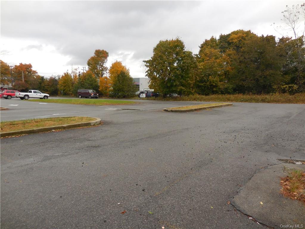 Commercial Lease Main  Ulster, NY 12561, MLS-H4847901-25