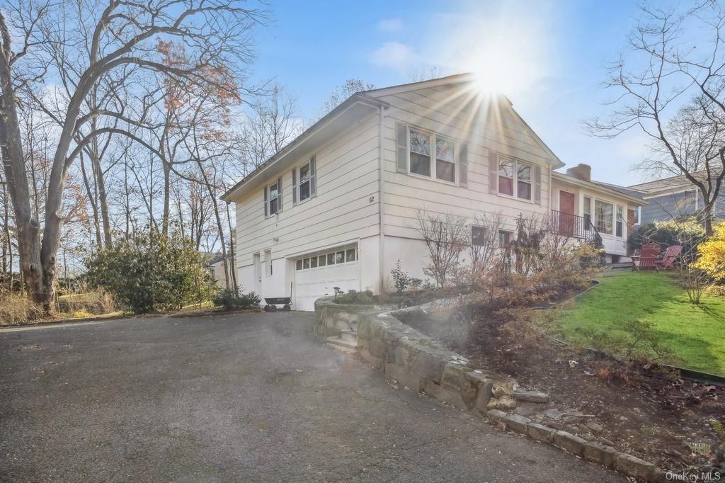 Single Family Mohegan  Westchester, NY 10538, MLS-H6279517-26